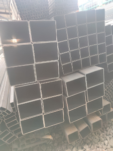 萨嘎大口径无缝方矩管